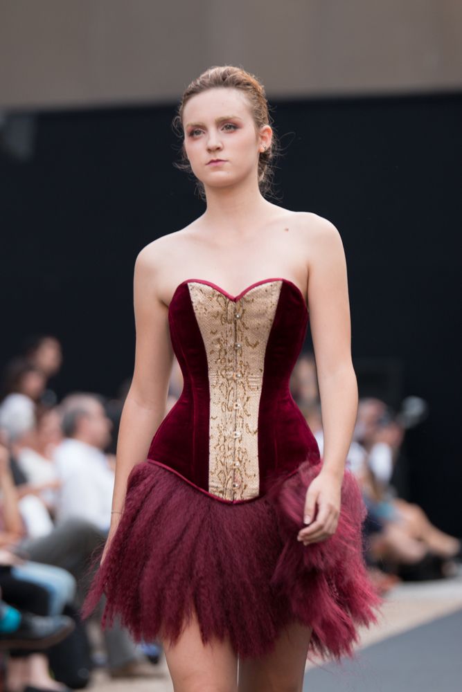 Corsets a medida - Carlos Bravo