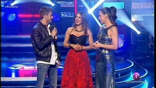 Merche, luciendo un Corset de El Secreto de Carol