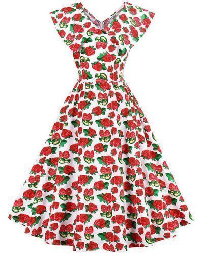 Vestido vintage blanco con estampado de fresas